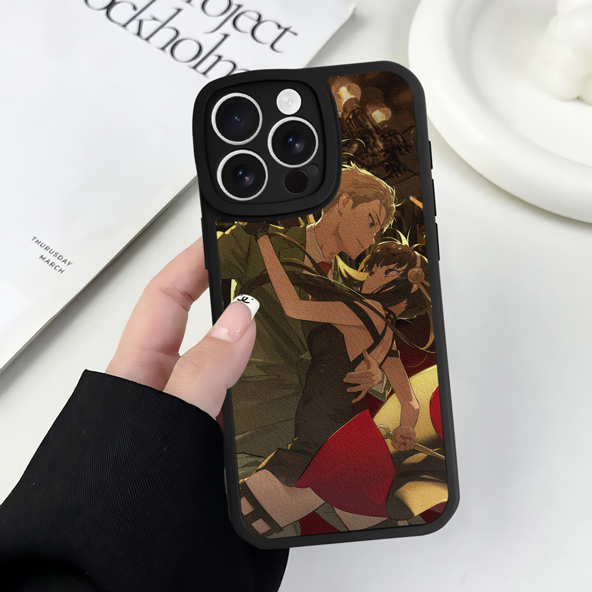 （画像用） SPY×FAMILY间谍家家酒 【iPhone 16シリーズ対応】シリコンスマホケース（レザー調） 材質：シリコン